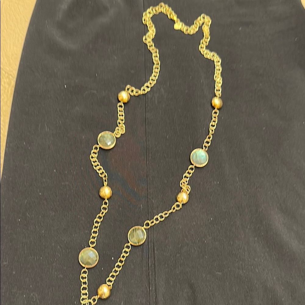 Elegant Gold Chain Necklace with Gemstone Accents